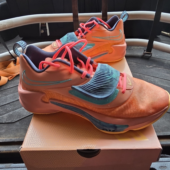 Nike Giannis Zoom Freak 3 "Stay Freaky" Mens Size 11 - Picture 1 of 9